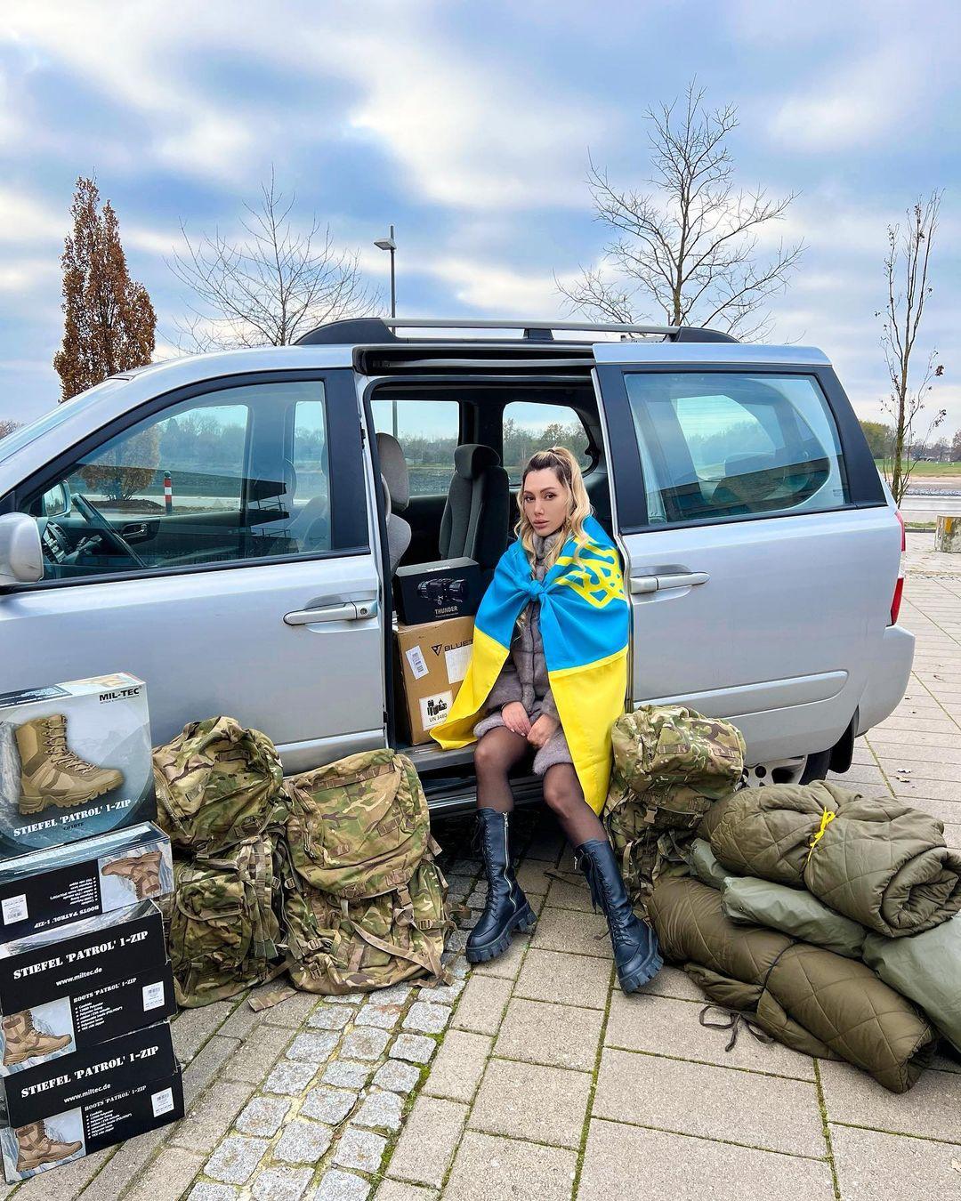 Анастасія Гаврильченко відправила допомогу бійцям ЗСУ з Німеччини