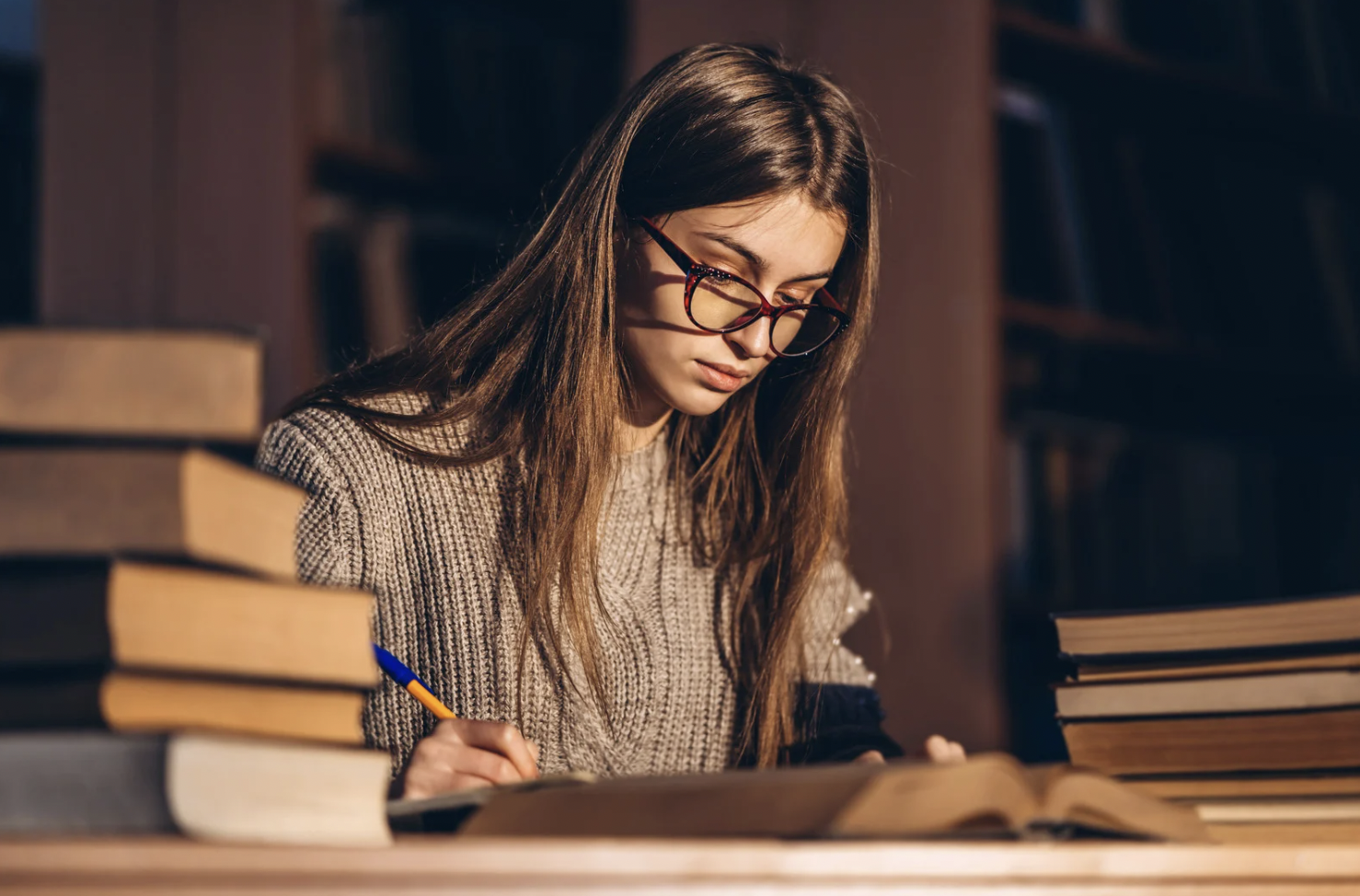 Как написать введение в реферате, чтобы заинтересовать преподавателя: правила и примеры